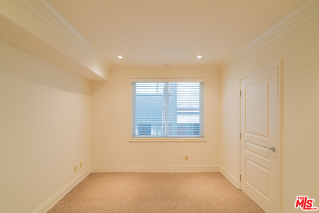 11749 Goshen Ave Unit: 401