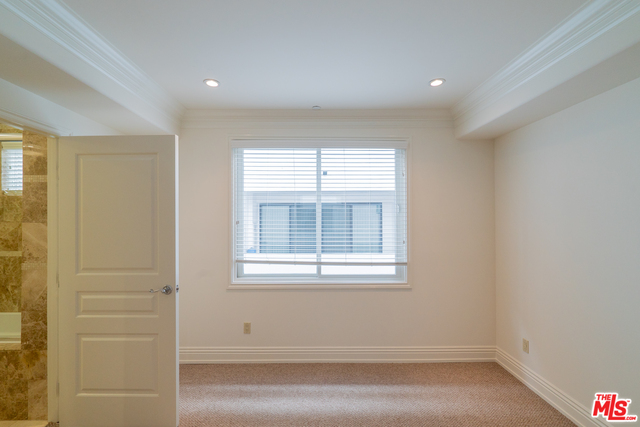11749 Goshen Ave Unit: 401