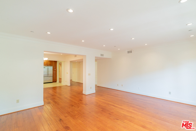 11749 Goshen Ave Unit: 401