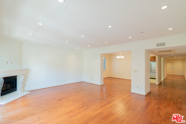 11749 Goshen Ave Unit: 401
