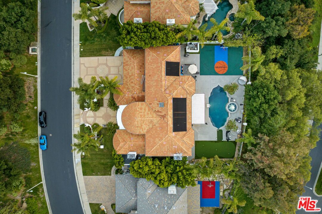 5623 Manley Ct