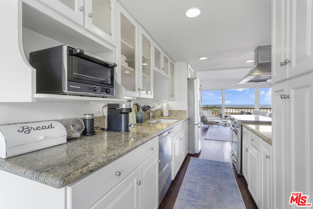 Malibu, CA, 90265
