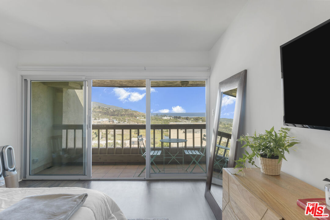 Malibu, CA, 90265