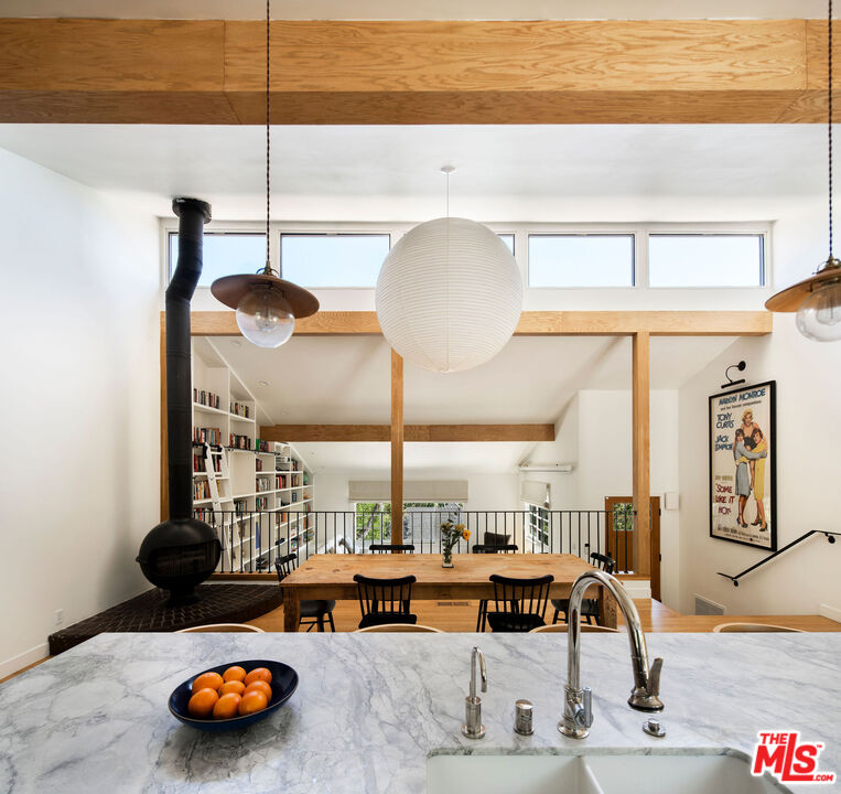 4666 Nob Hill Dr