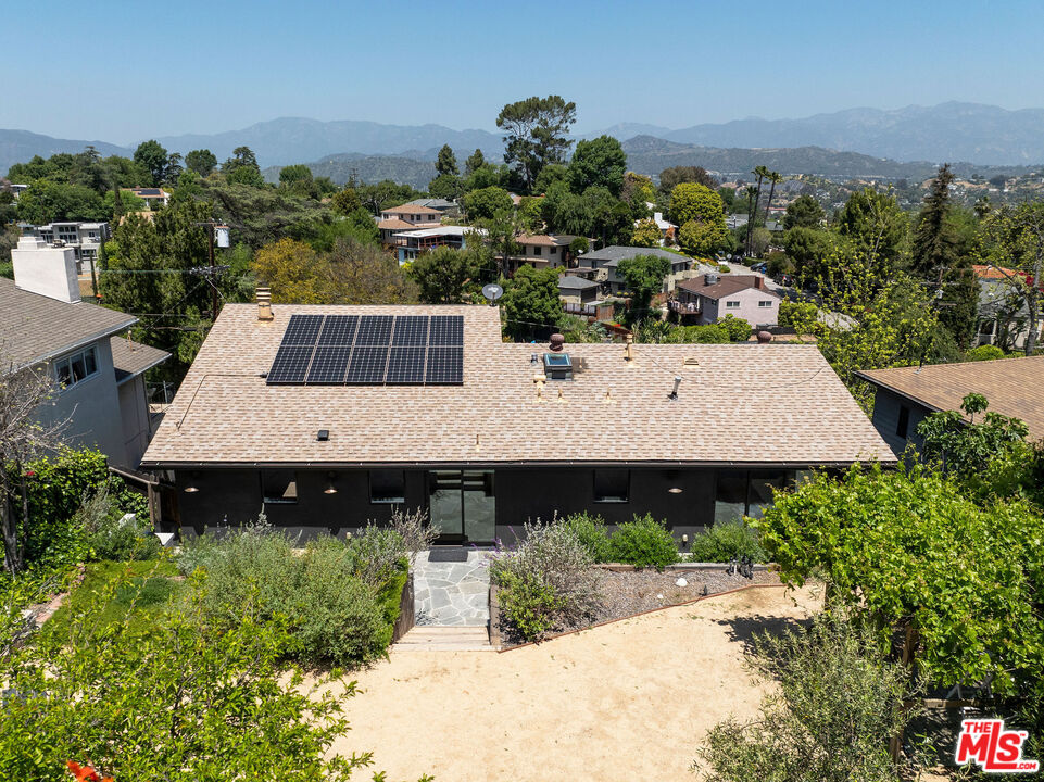 4666 Nob Hill Dr