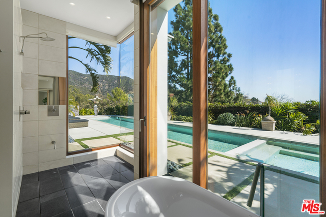 Malibu, CA, 90265