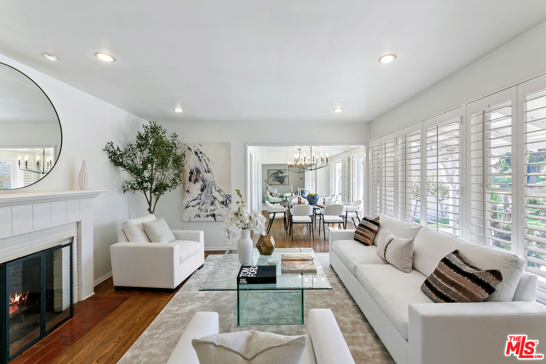 Van Nuys, CA, 91401