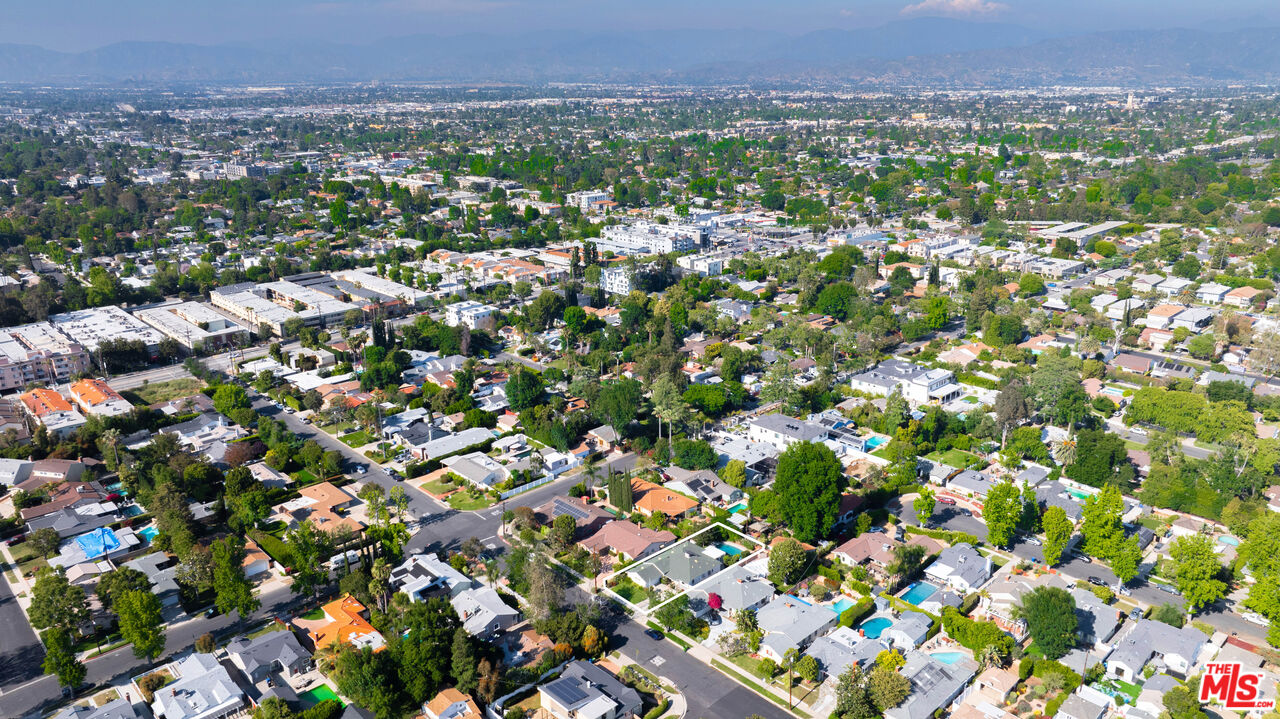Van Nuys, CA, 91401