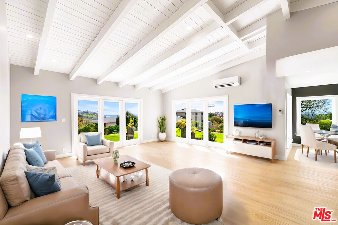 Malibu, CA, 90265