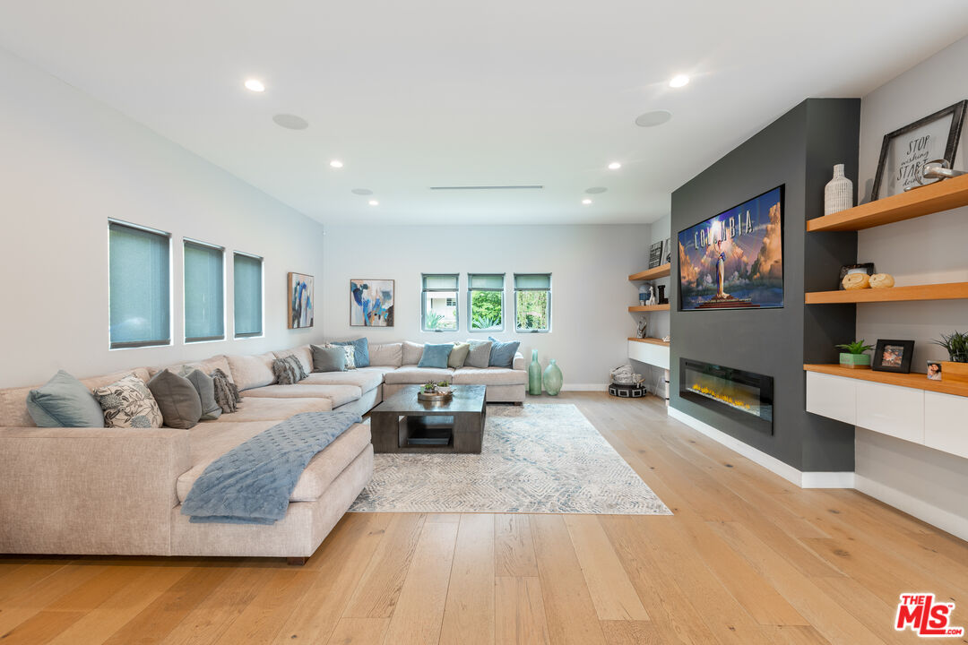 4629 Cerro Verde Pl