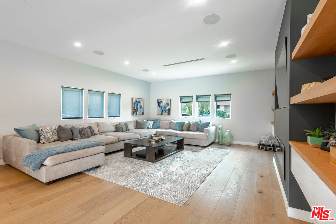 4629 Cerro Verde Pl