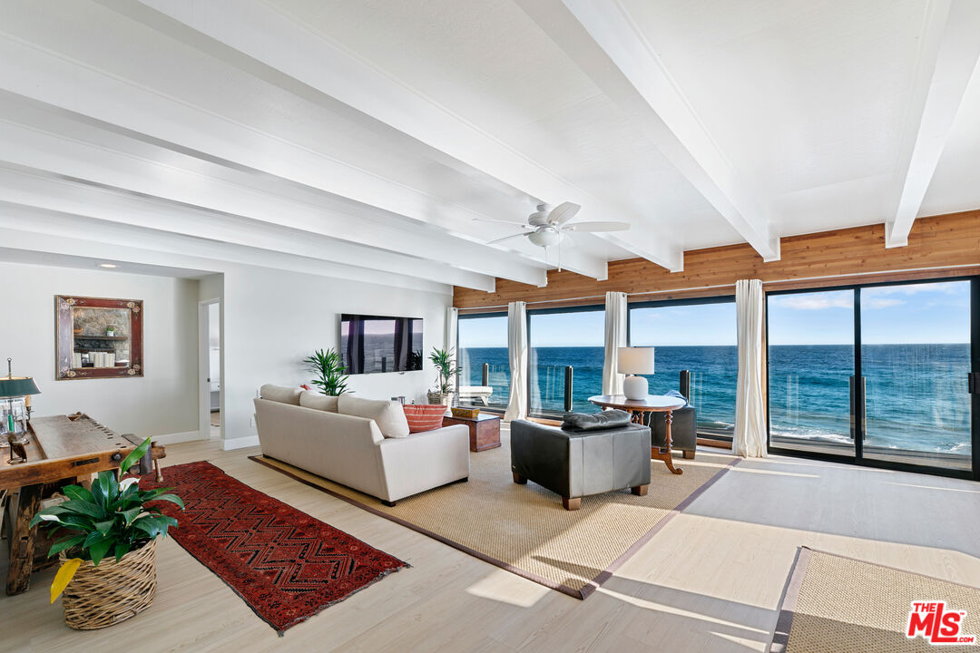 Malibu, CA, 90265