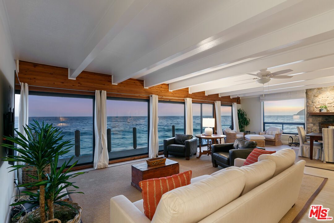 Malibu, CA, 90265