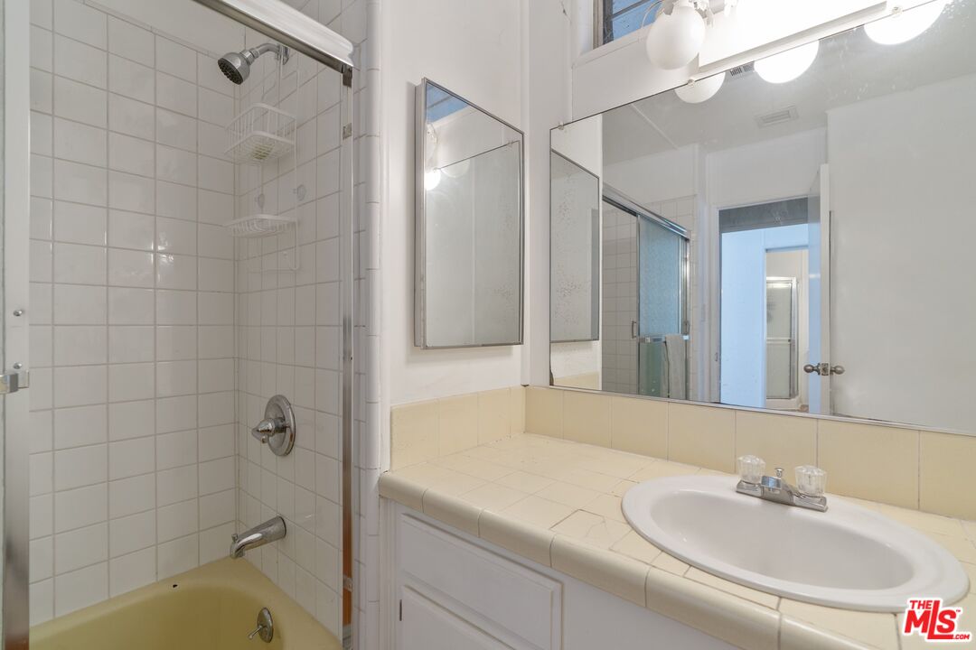 30473 Mulholland Hwy Unit: #86