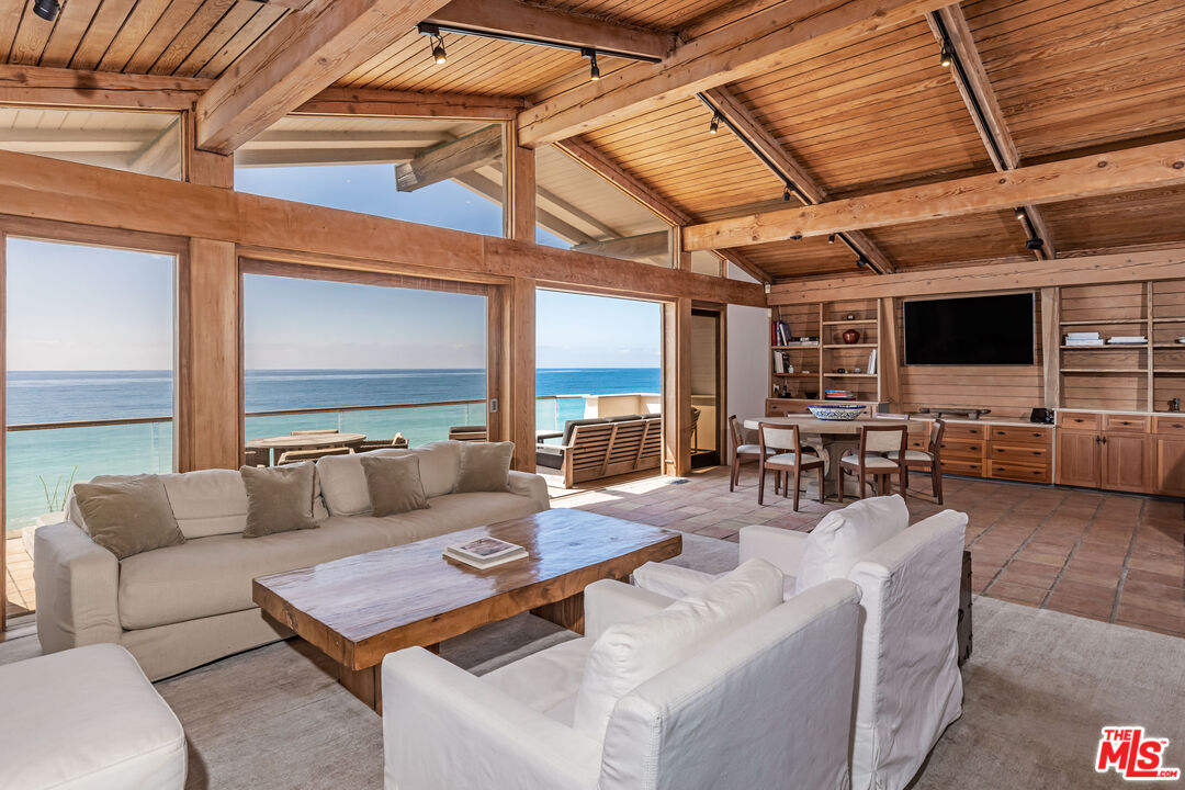 Malibu, CA, 90265