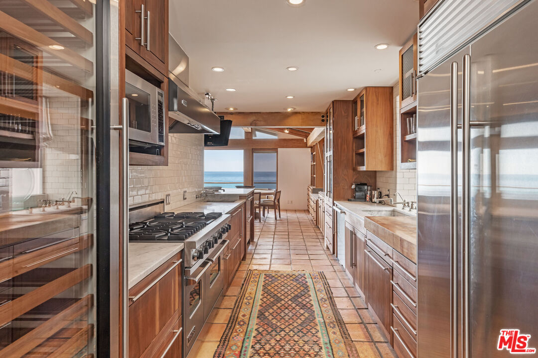 Malibu, CA, 90265