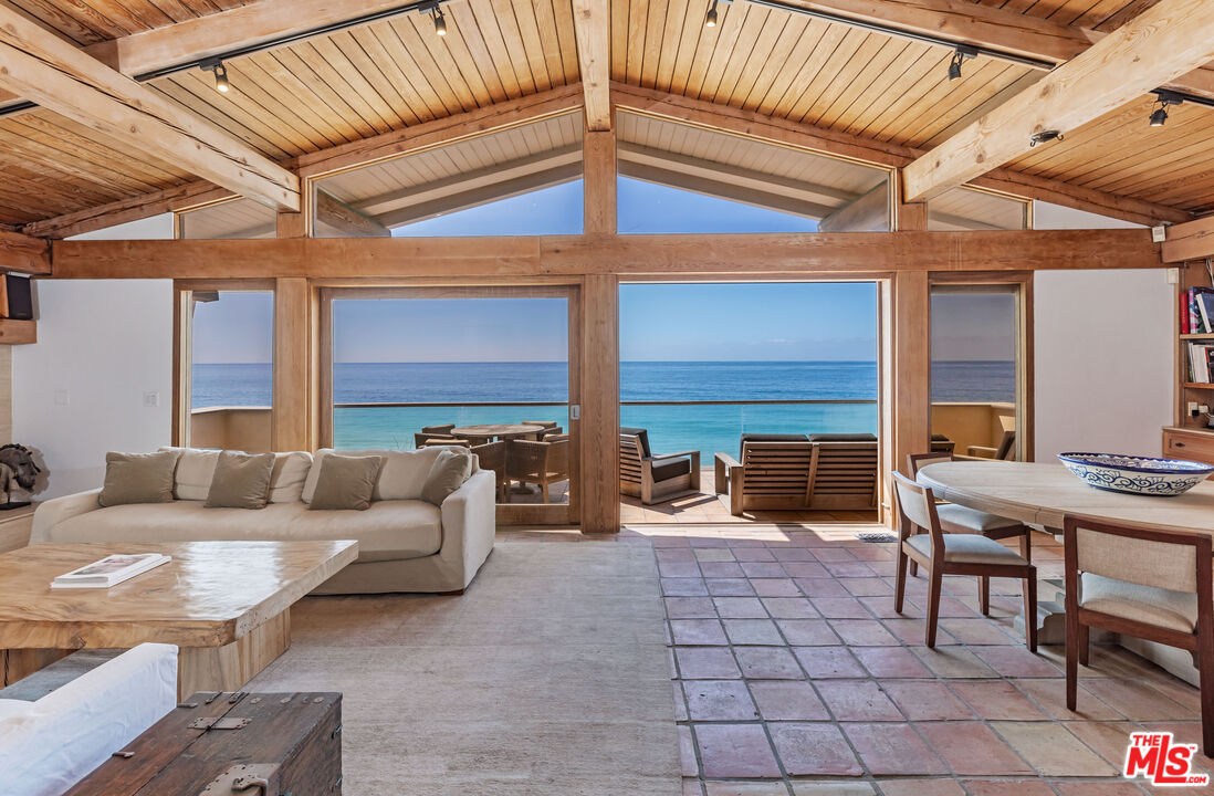 Malibu, CA, 90265