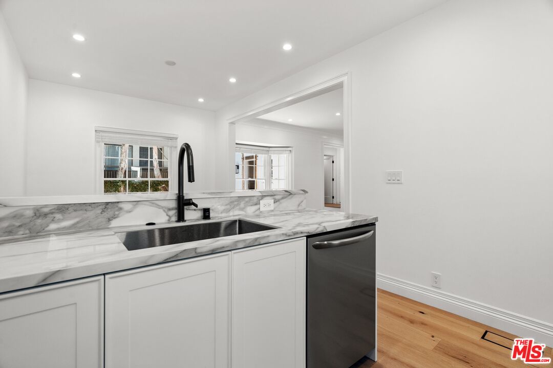 133 S Linden