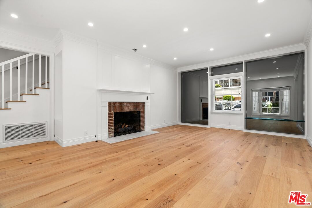 133 S Linden