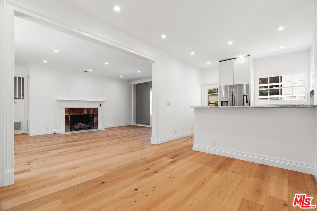133 S Linden