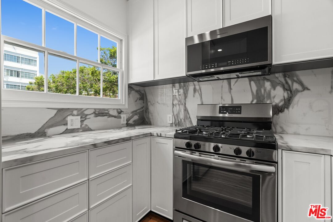 133 S Linden