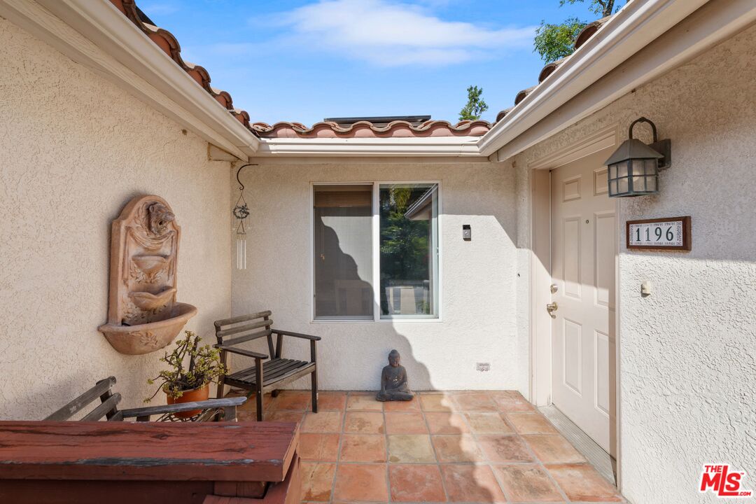 Topanga, CA, 90290
