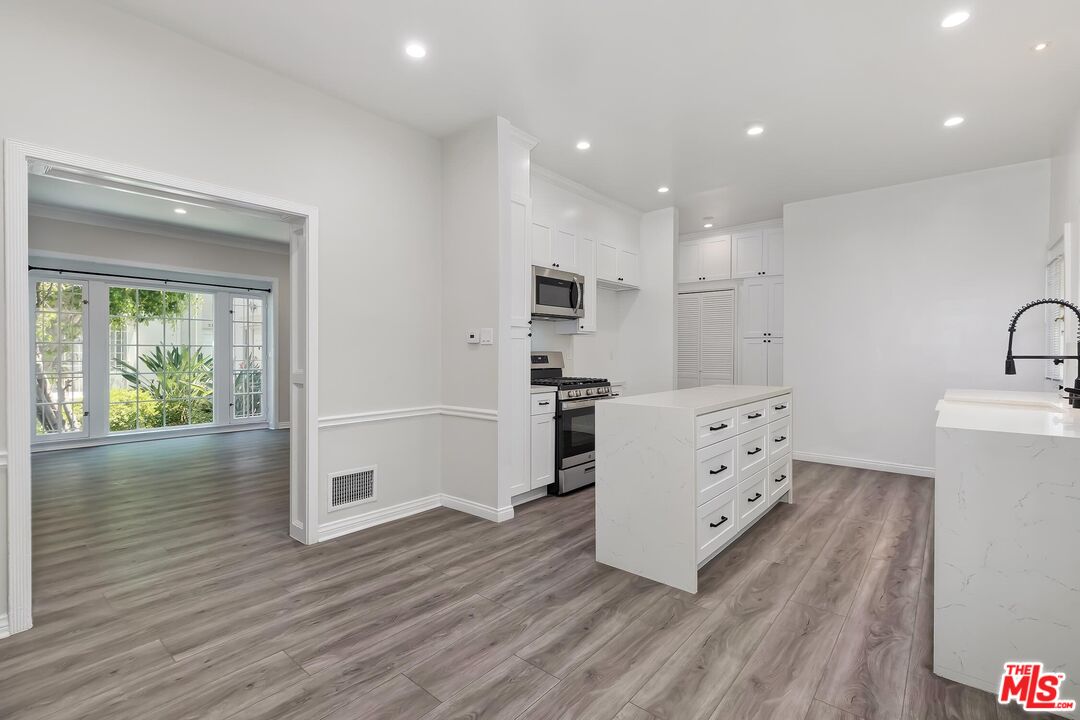 9342 W Olympic Blvd Unit: 9344