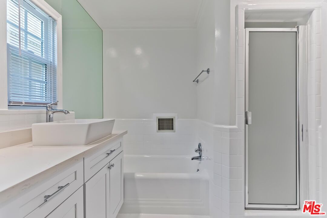 9342 W Olympic Blvd Unit: 9344