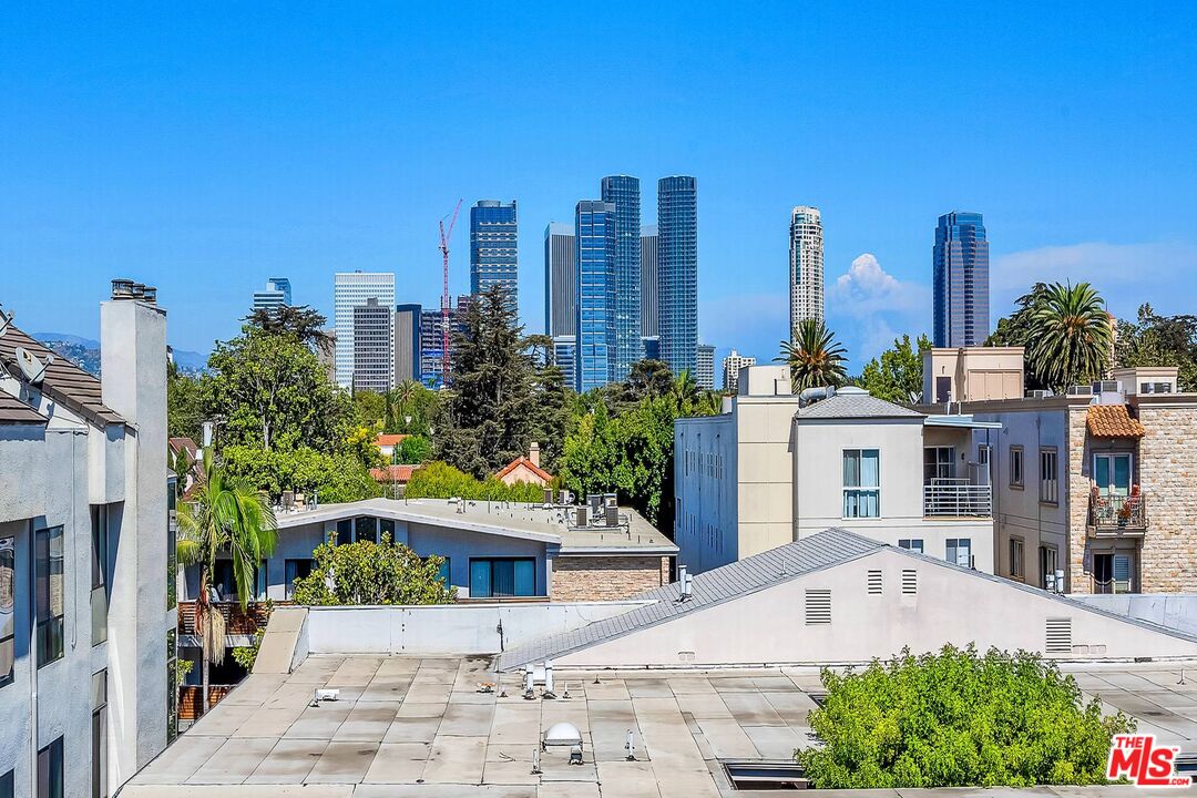 1932 Pelham Ave Unit: 401