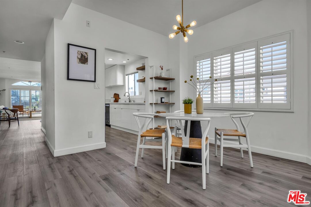 1932 Pelham Ave Unit: 401