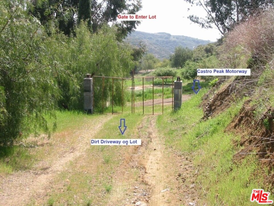 1300 Latigo Canyon Rd