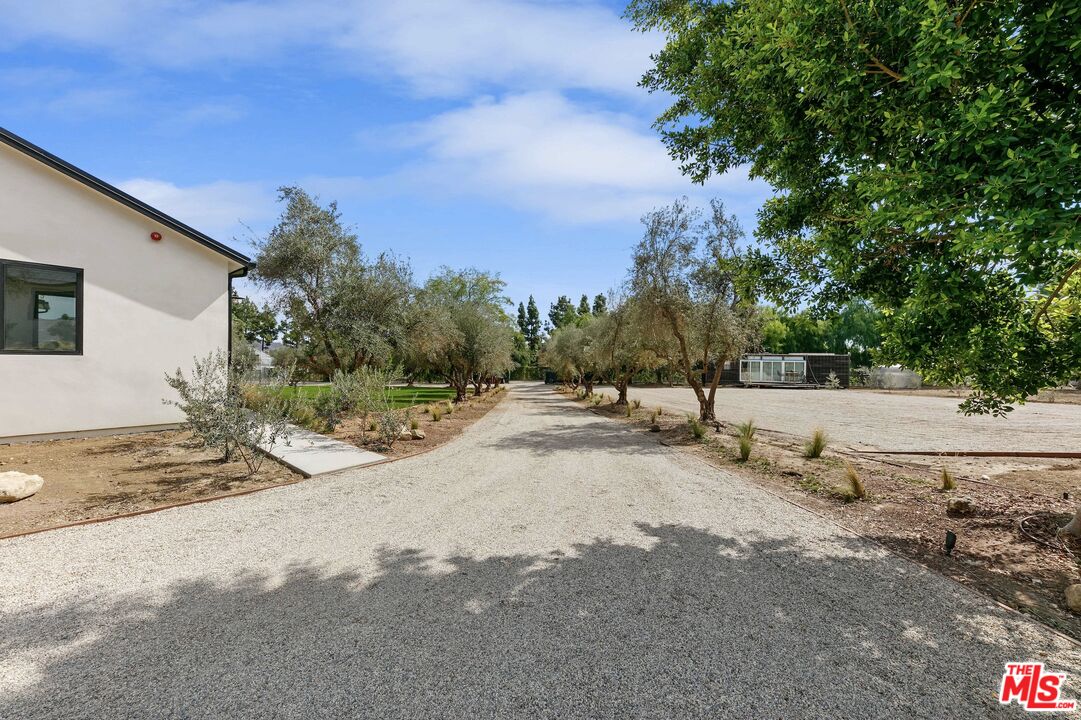 1754 Lechusa Rd