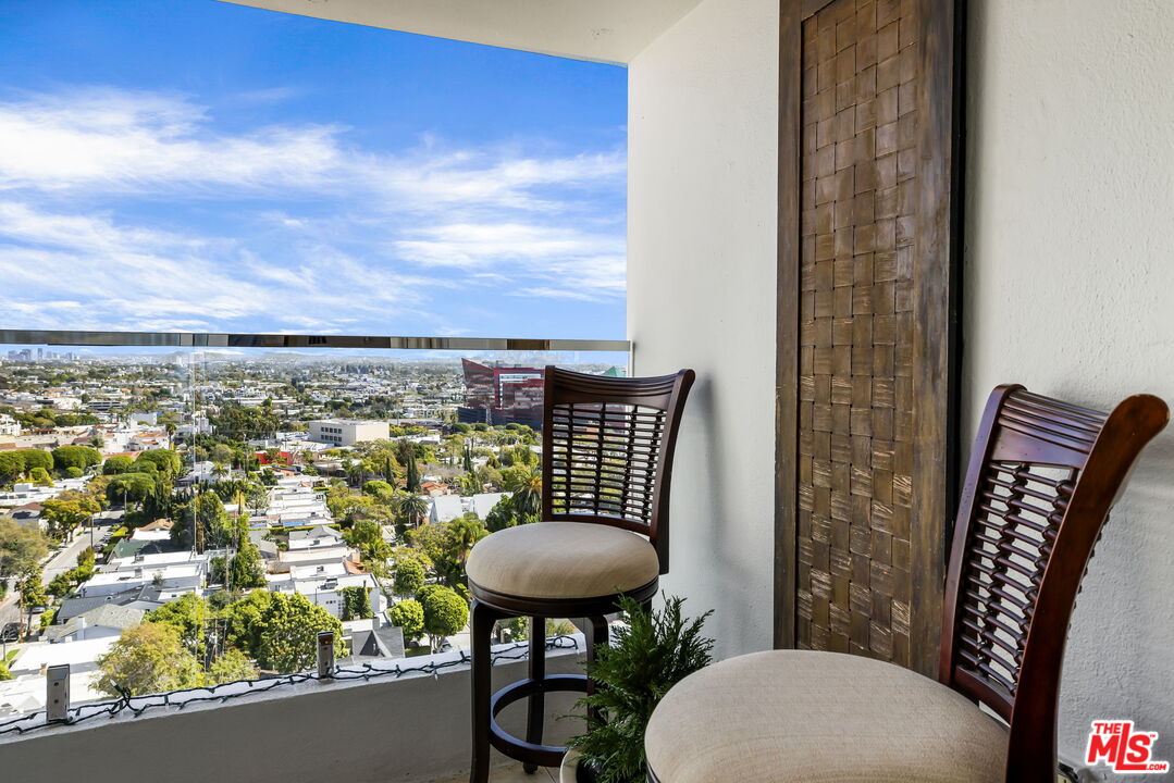 West Hollywood, CA, 90069