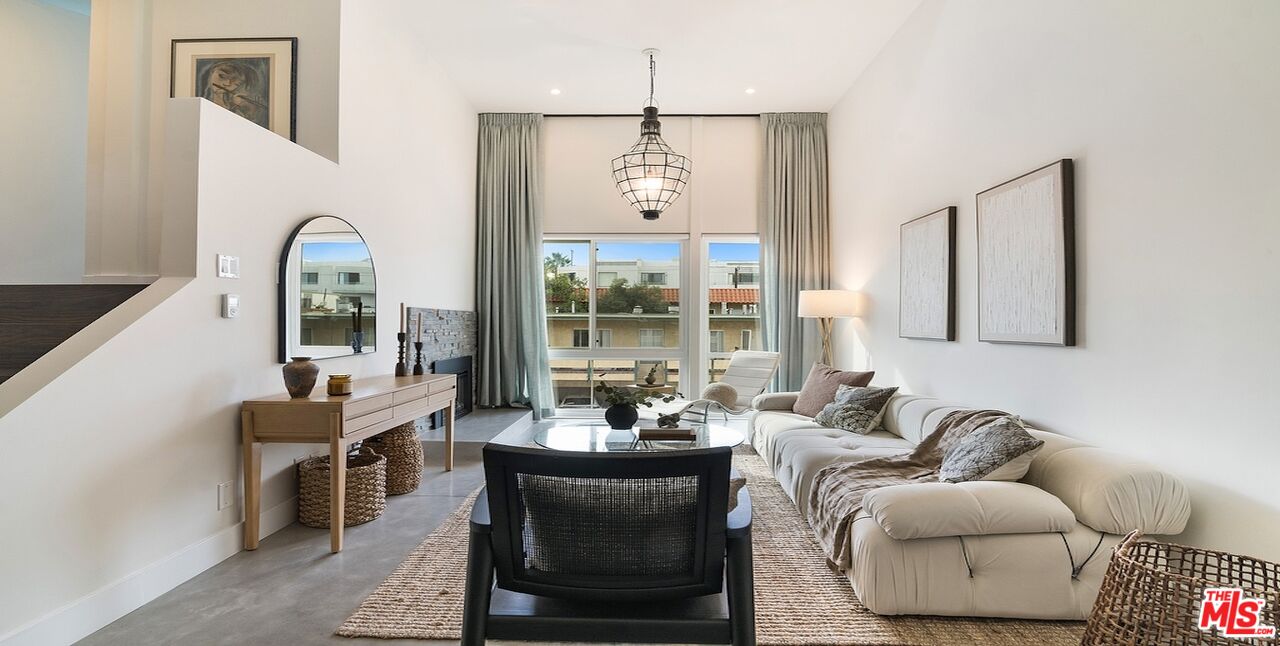 Marina Del Rey, CA, 90292