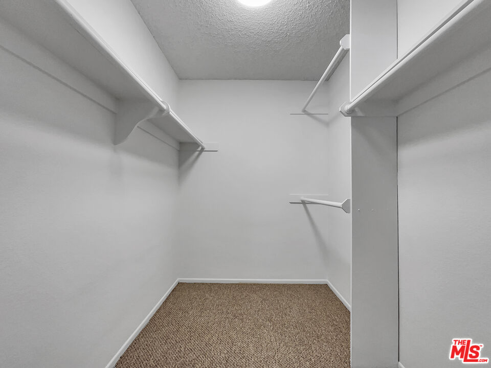 4712 Park Granada Unit: 183