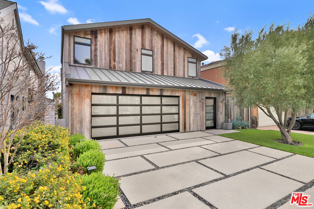 2304 Monaco Dr
