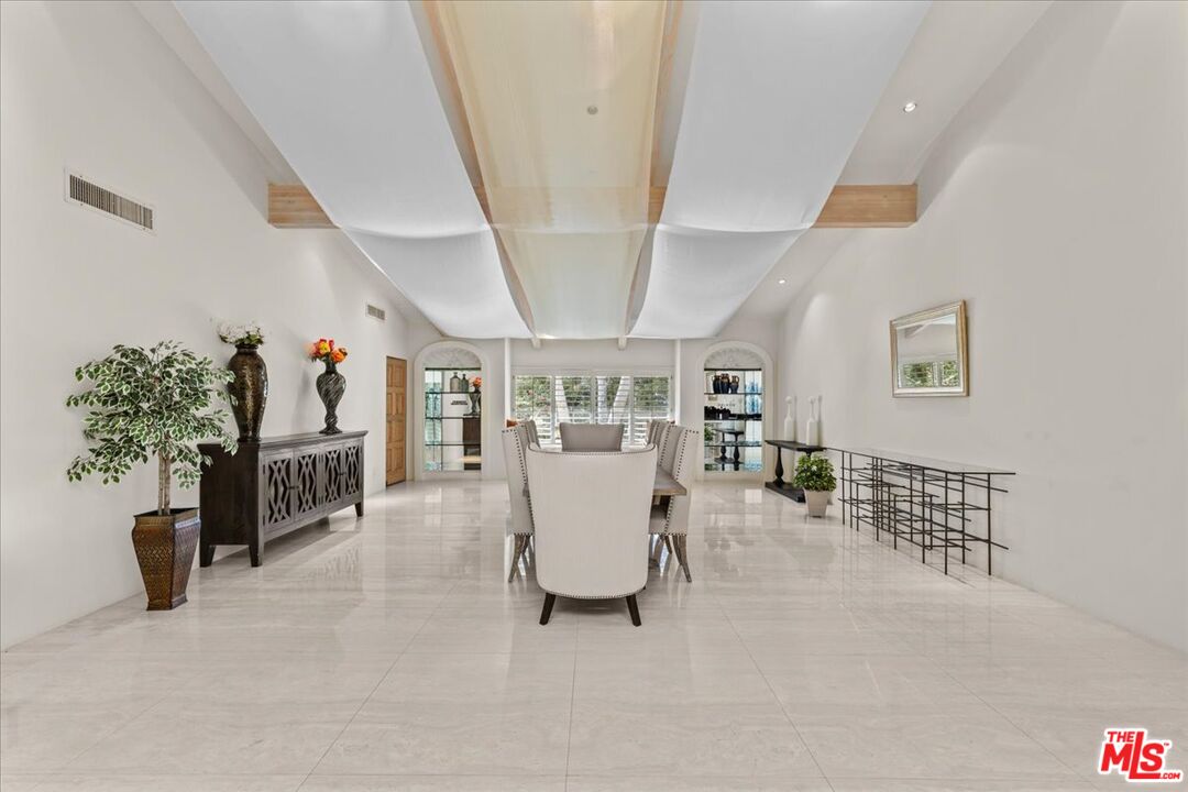 25120 Jim Bridger Rd