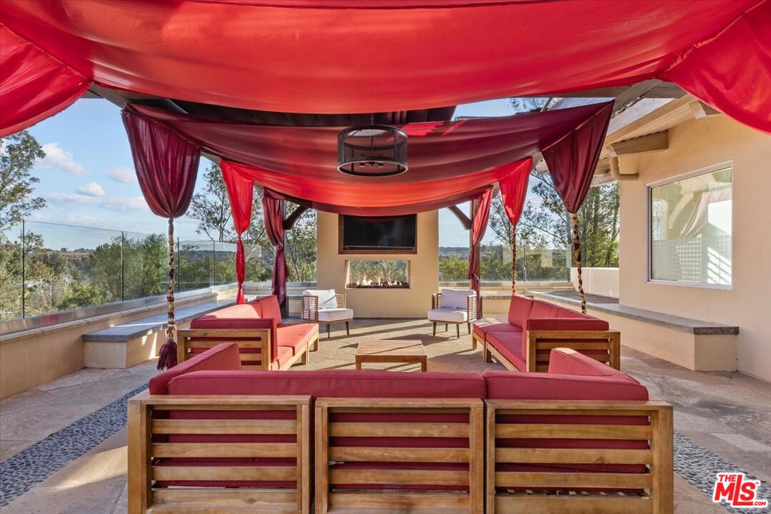 25120 Jim Bridger Rd