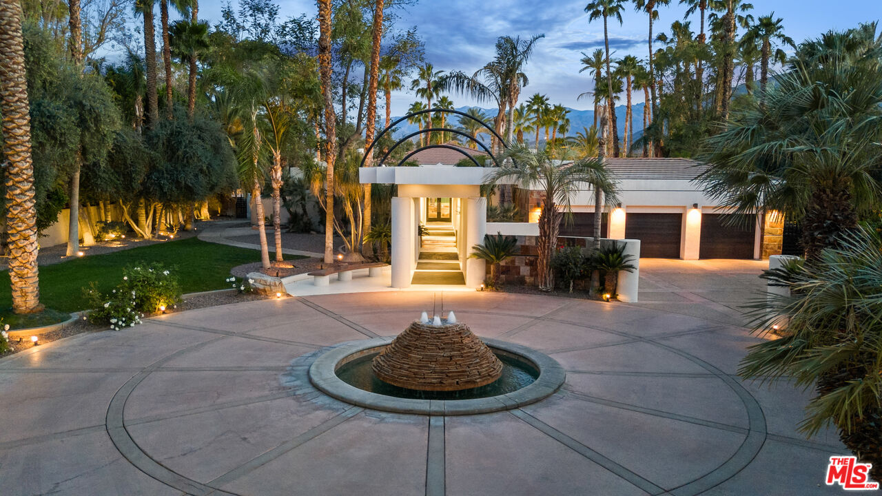 3 Mozart Ln
