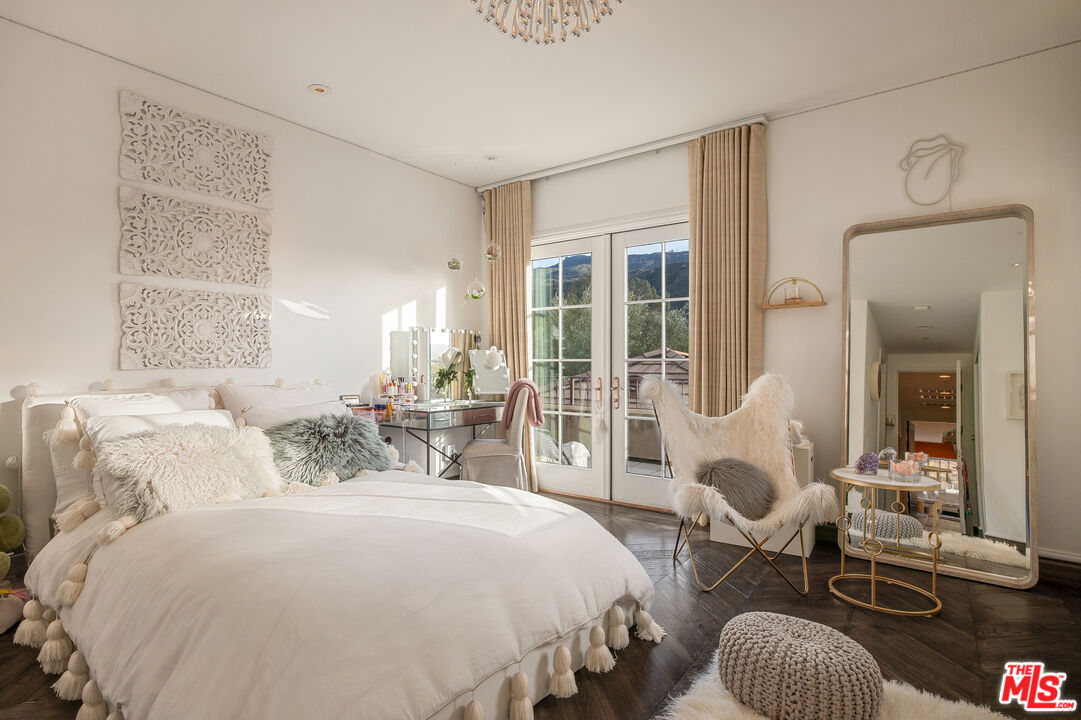 Exquisite Home in A Gated Community
