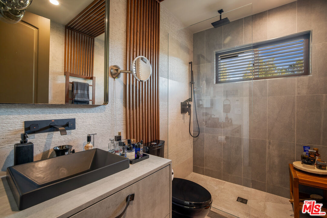 Exquisite Home in A Gated Community