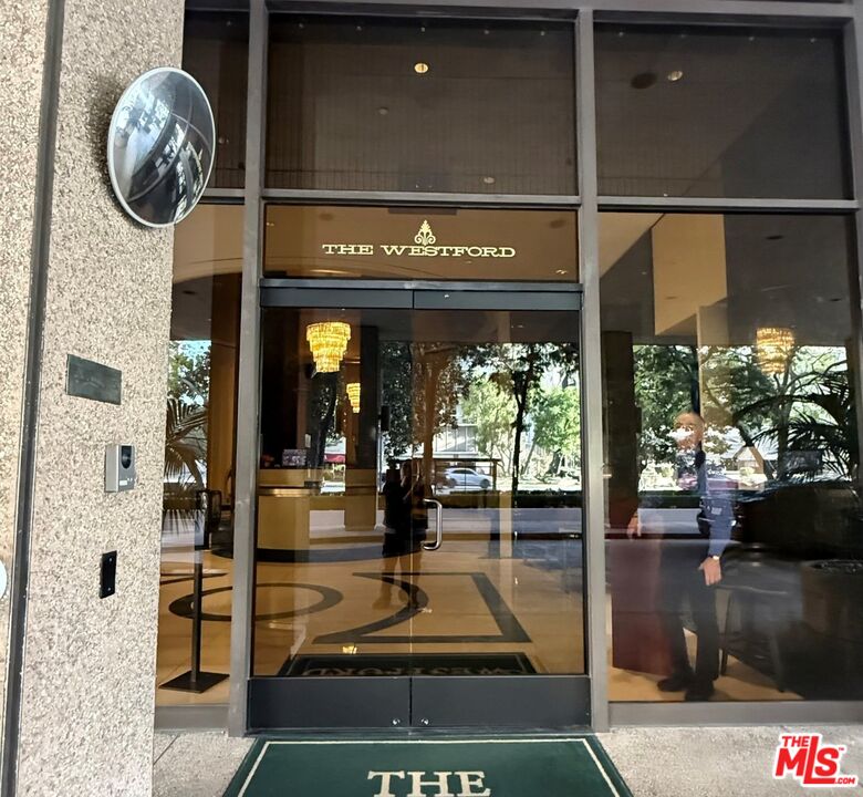 10750 Wilshire Blvd Unit: 501