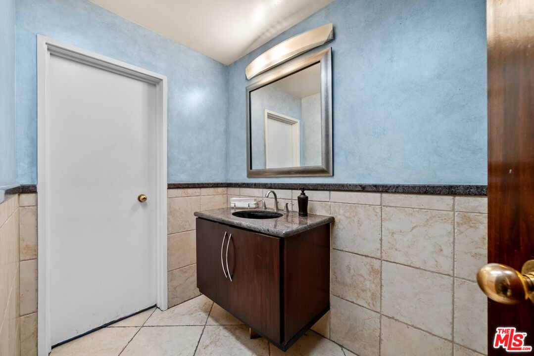 10750 Wilshire Blvd Unit: 501