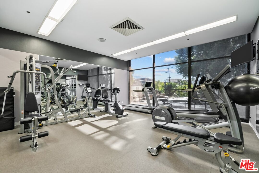 10750 Wilshire Blvd Unit: 501