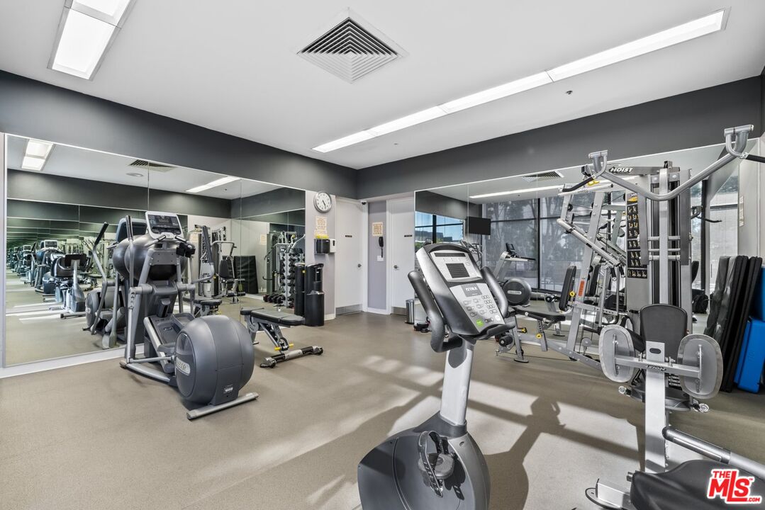 10750 Wilshire Blvd Unit: 501