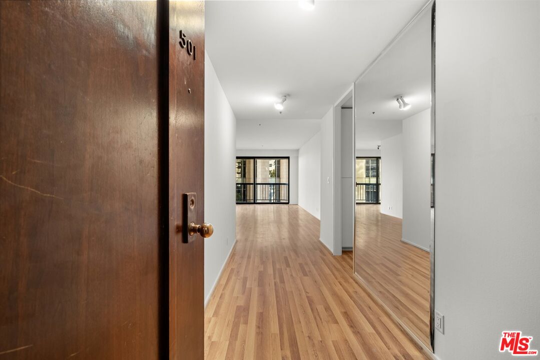 10750 Wilshire Blvd Unit: 501