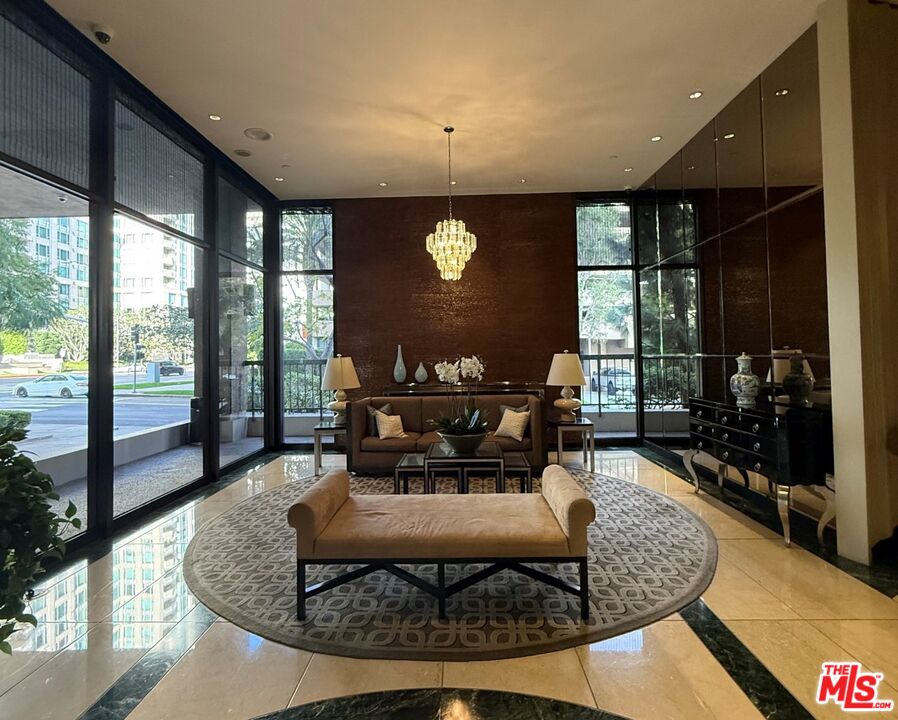 10750 Wilshire Blvd Unit: 501