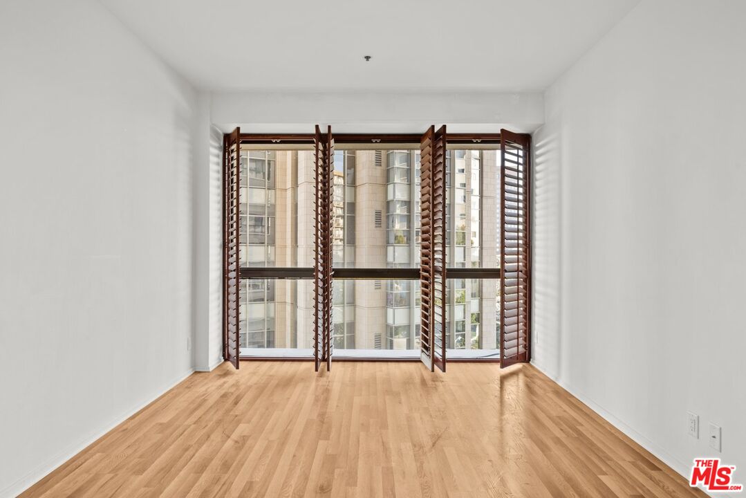 10750 Wilshire Blvd Unit: 501