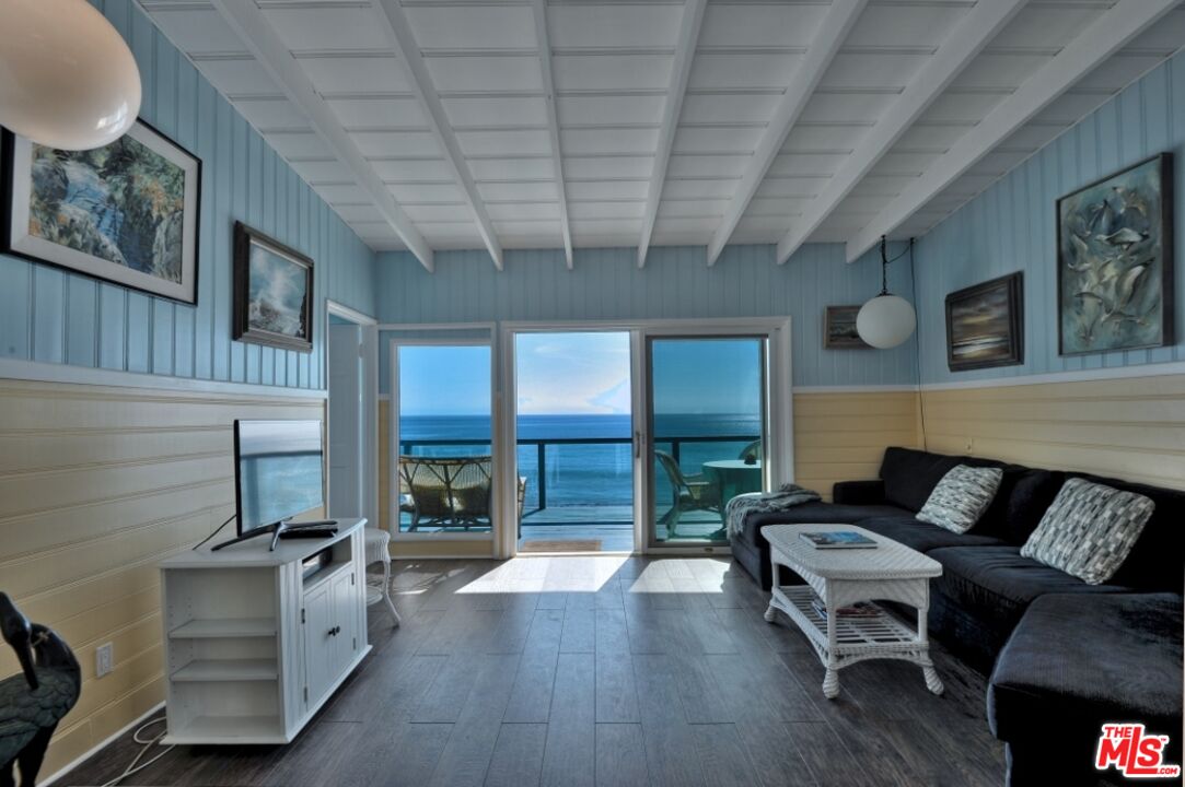24528 MALIBU RD
