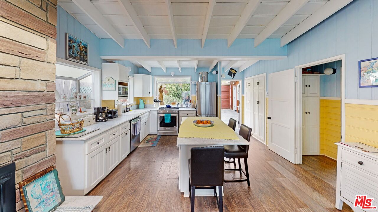 24528 MALIBU RD